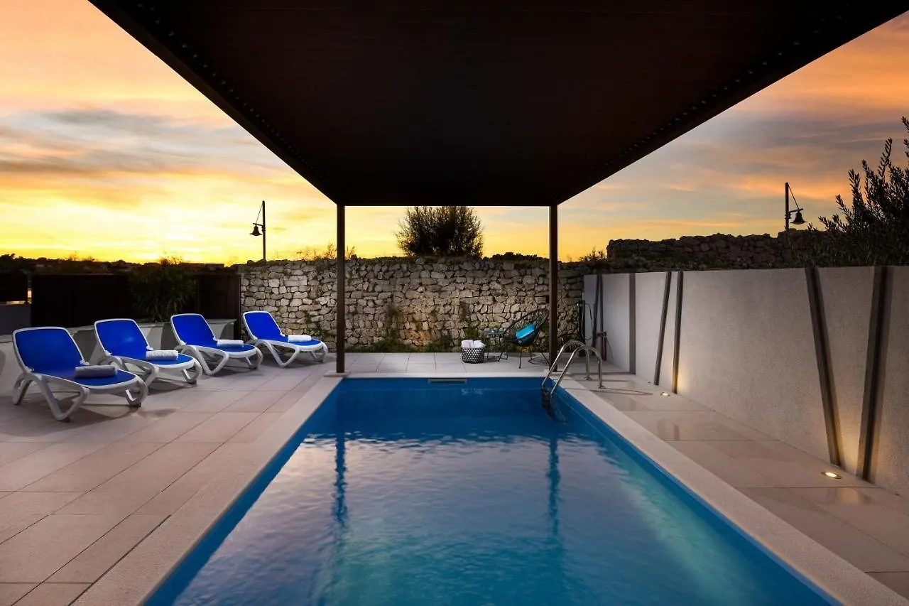 Villa La Thalia Nin Croatia